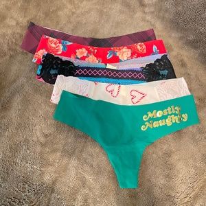 Pink Christmas thong/string size L  5 pieces